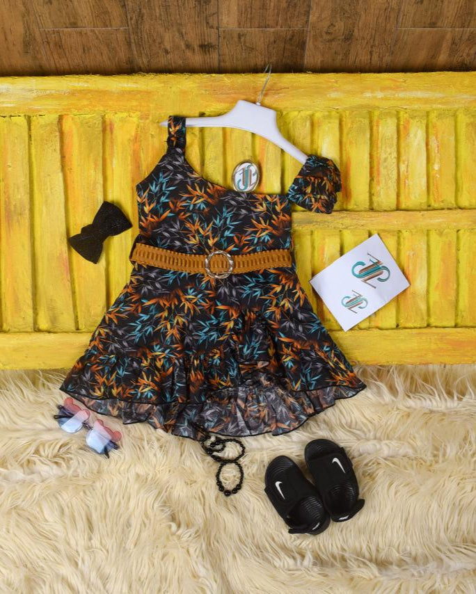 One-shoulder dress