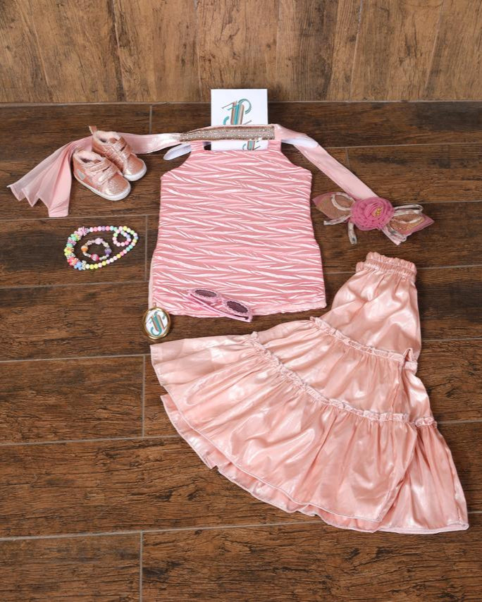 Elegant pink ensemble