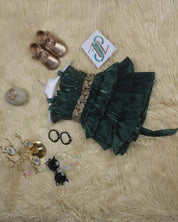 Ruffled-tiered outfit with shoulder straps